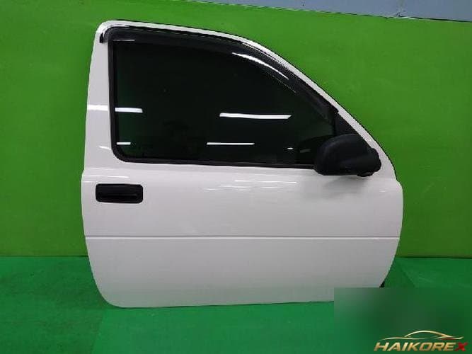 Land Rover Freelander 2003 — дверь передняя правая