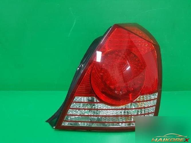 Hyundai Avante 2006 — задний комбинированный фонарь правый (пассажирский)