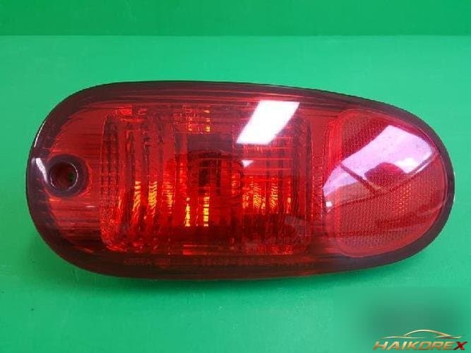 Hyundai Santa Fe 2002 — задний отражатель правый 9240626050