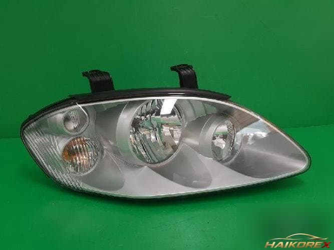 KG Mobility Rodius 2005 — фара правая