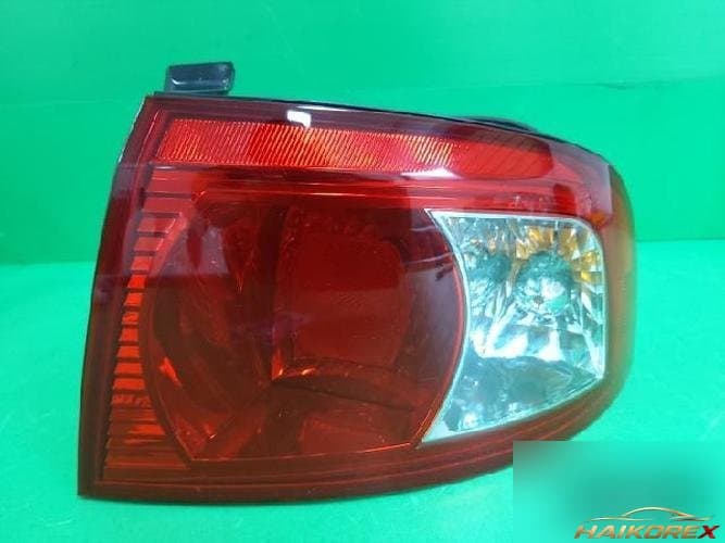Kia Optima 2005 — комбинированный фонарь задний правый (пассажирской стороны) 92421 3C070 1