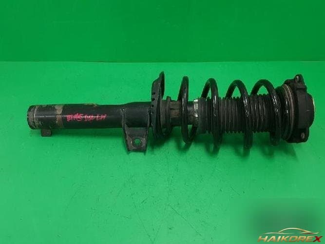 Volkswagen Passat 2009 — стойка передней подвески левая 3C0 413 031 AT