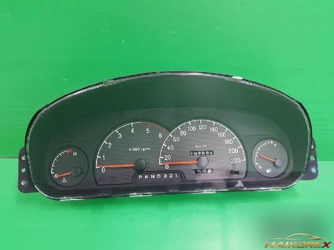 Hyundai Trajet 2004 — щиток приборов