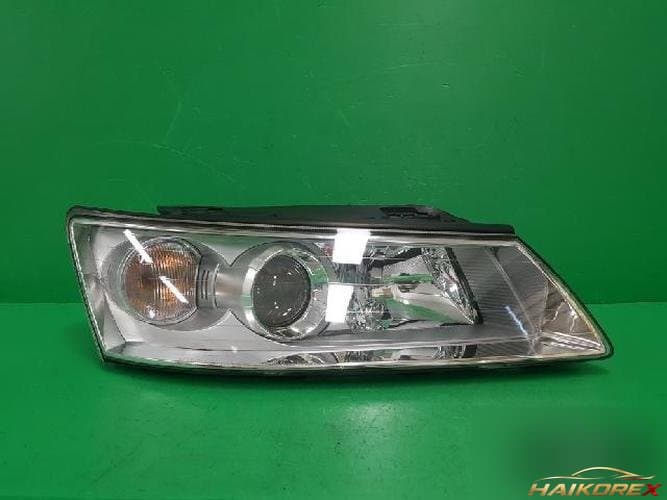 Hyundai Sonata 2008 — фара правая 921023K030