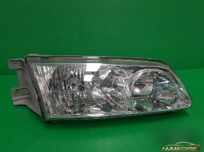 Hyundai Starex 2002 — фара правая 921024A500