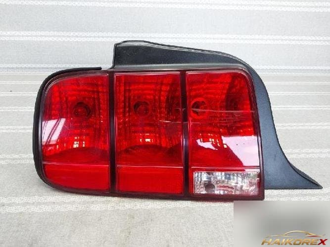 Ford Mustang 2007 — комбинированный фонарь задний левый (водительский)