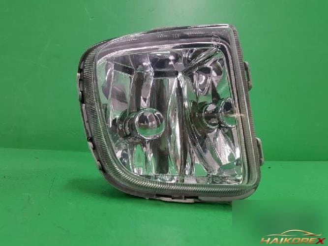 Hyundai Starex 2006 — противотуманная фара правая 922024A600