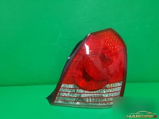 Hyundai Avante 2005 — фара задняя правая (комбинированная) 924022D500
