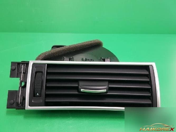 Audi A6 2008 — панель приборов 4F1 820 902 D