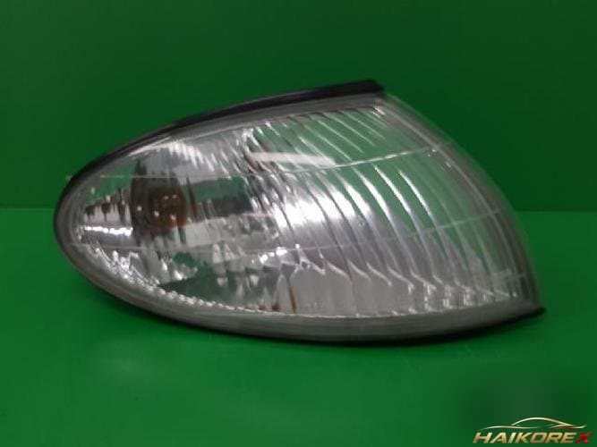 Hyundai Sonata 1997 — сигнальная лампа правая 92302 34500