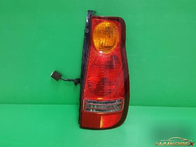 Hyundai Lavita 2001 — комбинированный фонарь задний правый (пассажирский) 92402 17000