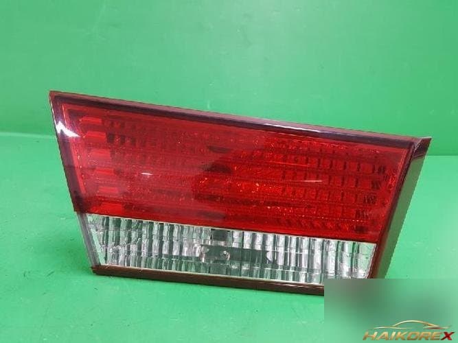 Hyundai Sonata 2008 — накладка двери задней левой 924033K500