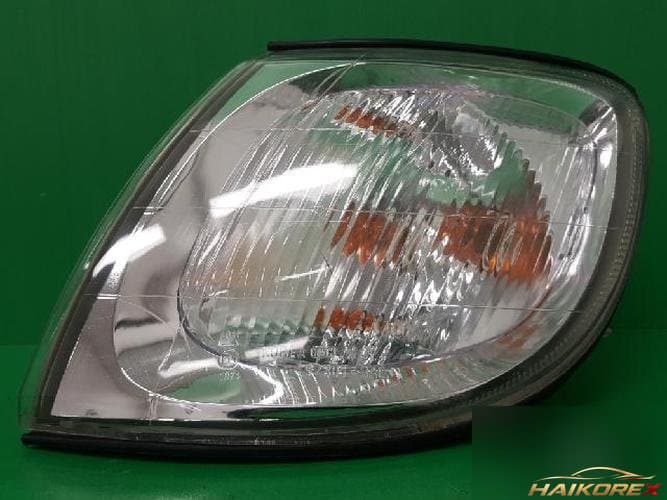 Hyundai Trajet 2005 — поворотник левый 923013A500