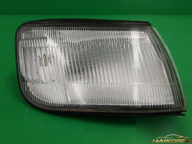 Hyundai Santamo 2002 — сигнальная лампа правая 92304 M2000