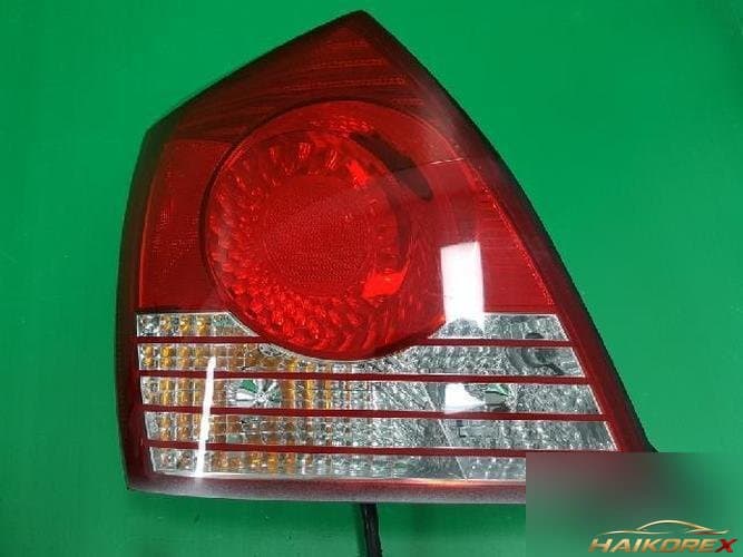 Hyundai Avante 2006 — комбинированный фонарь задний левый (водительский) 92401 2D500 9
