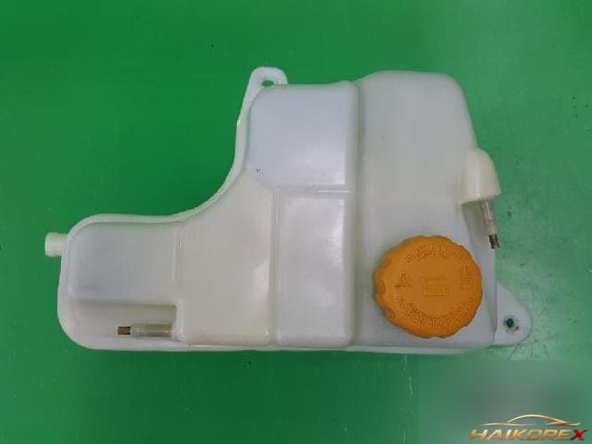 Daewoo Magnus 2005 — бачок охлаждающей жидкости