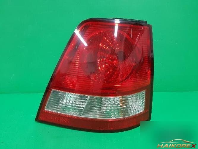 Kia Sorento 2004 — комбинированный фонарь задний правый (пассажирский) 92402 3E000 10