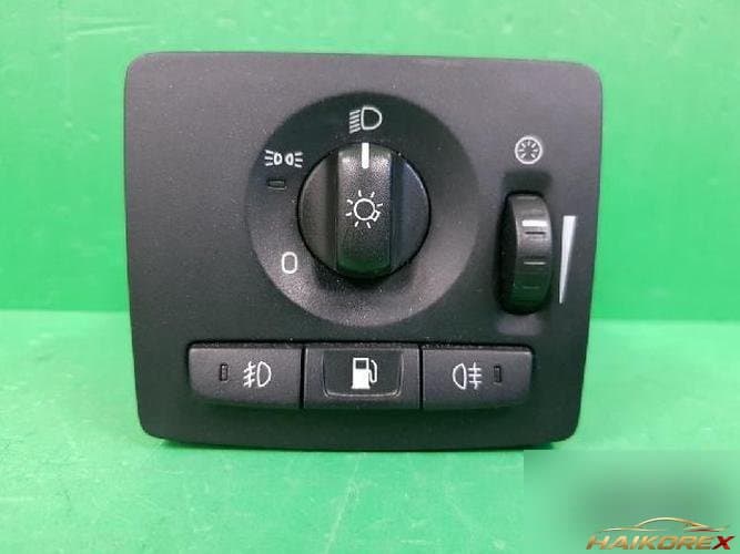 Volvo C30 2008 — панель приборов 30739299