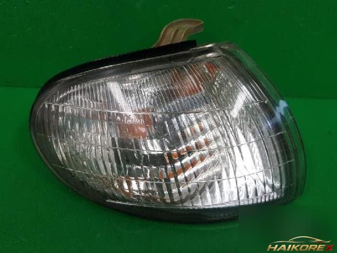 Hyundai Avante 1995 — указатель поворота правый 92302285