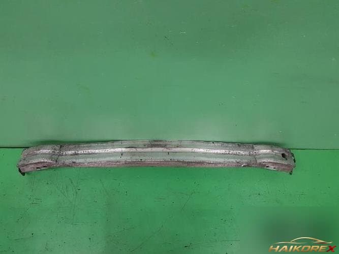 Audi A4 2009 — направляющая переднего бампера 8K0 807 113 F