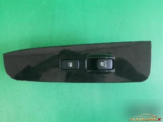 Kia Opirus 2007 — кнопка стеклоподъемника правая