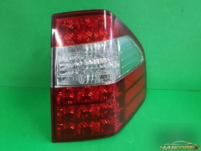Kia Mohave 2008 — фонарь комбинированный задний правый (92402 2J1 2)