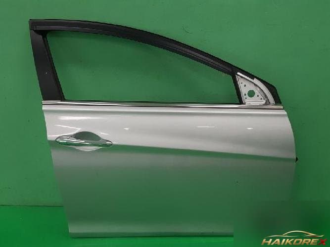 Hyundai Sonata 2011 — передняя дверь правая 760043S000