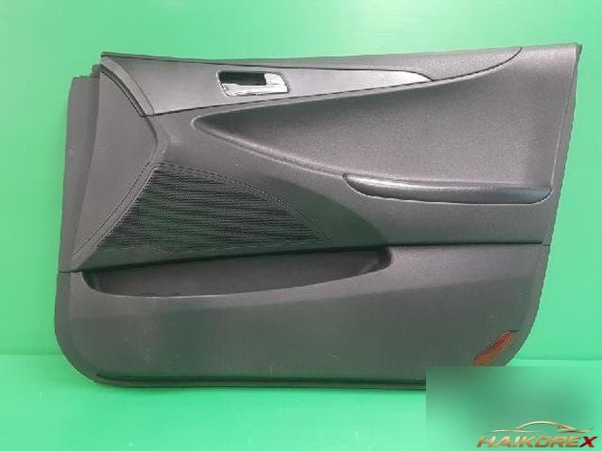 Hyundai Sonata 2011 — обивка передней двери правая 823023S010RY