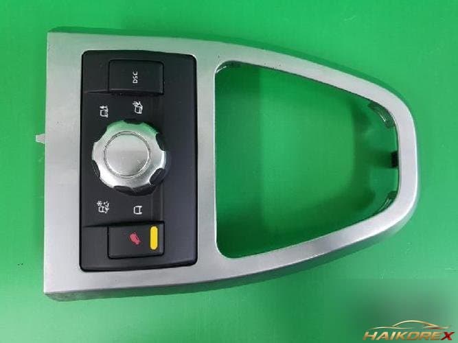 Land Rover Freelander 2010 — панель приборов 6H52 14B596 CE