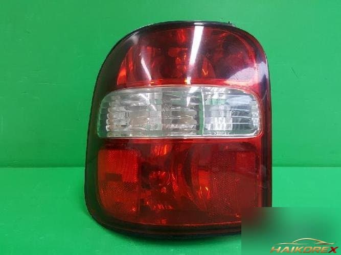 Kia Sportage 2000 — задний комбинированный фонарь левый (сторона водителя) 0K08051160