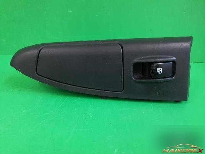 Hyundai Grandeur 2007 — переключатель стеклоподъемника левый 837503L000WK