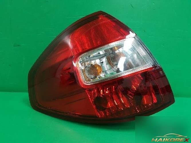 Renault QM5 2008 — комбинированный фонарь задний левый 26555JY00B