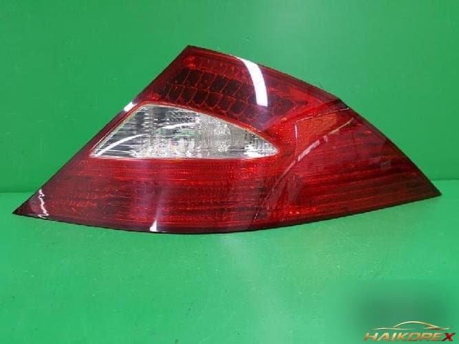 Mercedes-Benz CLS-класс 2007 — комбинированный фонарь задний правый A219 820 02 64