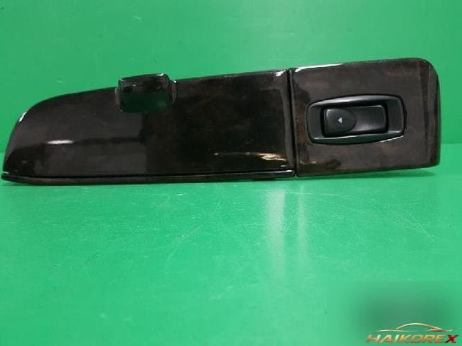 Hyundai Equus 2007 — переключатель стеклоподъемника правый 93530-3B000SW