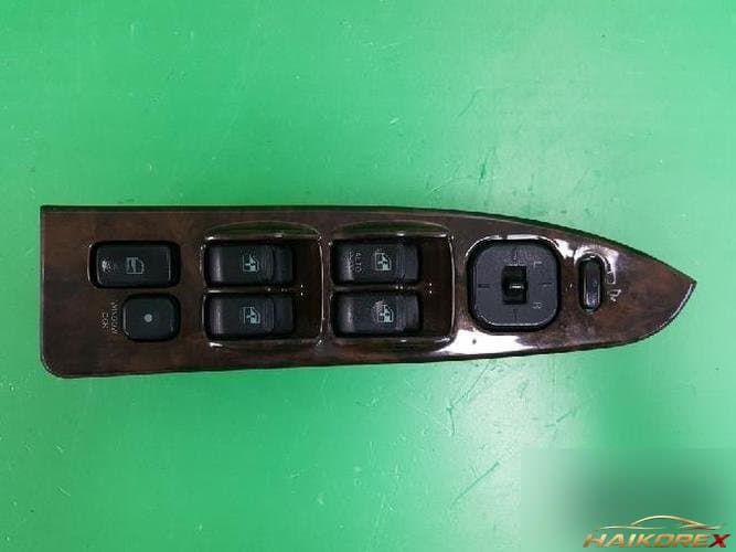 Hyundai Granzer 2001 — кнопка стеклоподъёмника левая 93570 39200