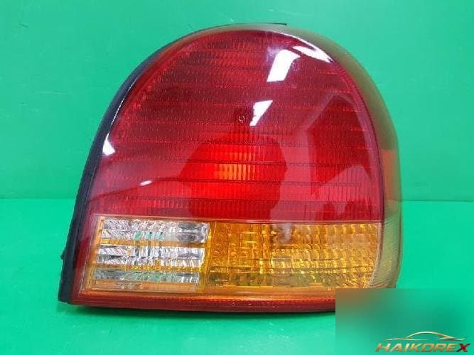 Hyundai Sonata 2000 — комбинированный фонарь задний правый 92402 38031