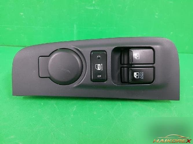 Hyundai Grand Starex 2009 — выключатель стеклоподъемника левый 935704H200WK