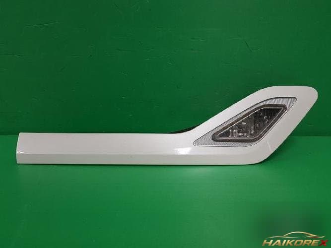 Renault SM7 2010 — накладка багажника правая 53804 527