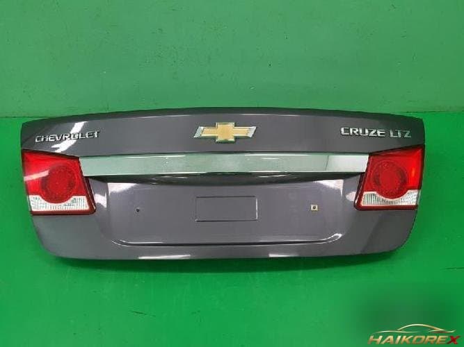 Chevrolet Cruze 2012 — крышка багажника 8