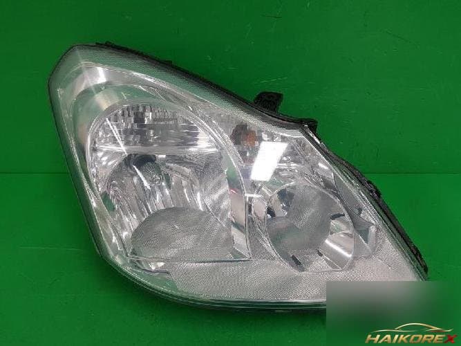 Renault SM7 2009 — фара правая 53502 527