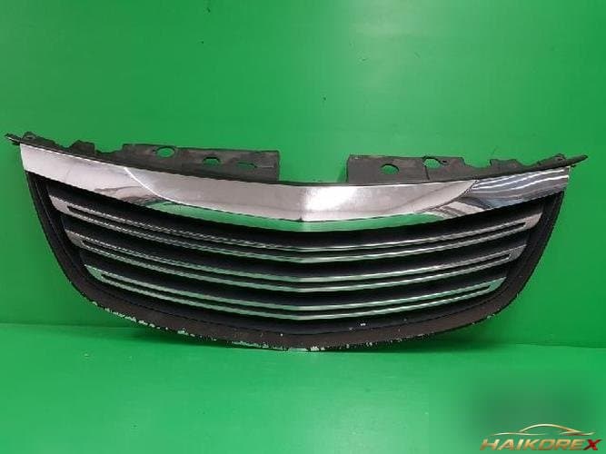 Renault SM7 2009 — решётка радиатора 87301 52750 1