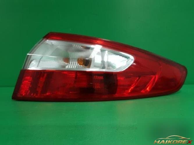 Renault SM3 2011 — фонарь комбинированный задний правый 265500016R