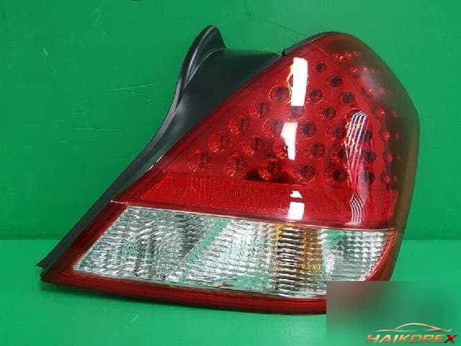 Renault SM7 2006 — комбинированный фонарь задний правый (пассажирский) 53802-521 1