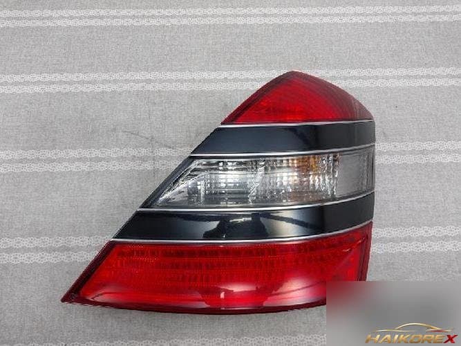 Mercedes-Benz S-Class 2009 — комбинированный задний фонарь правый (пассажирский) A221 820 0266