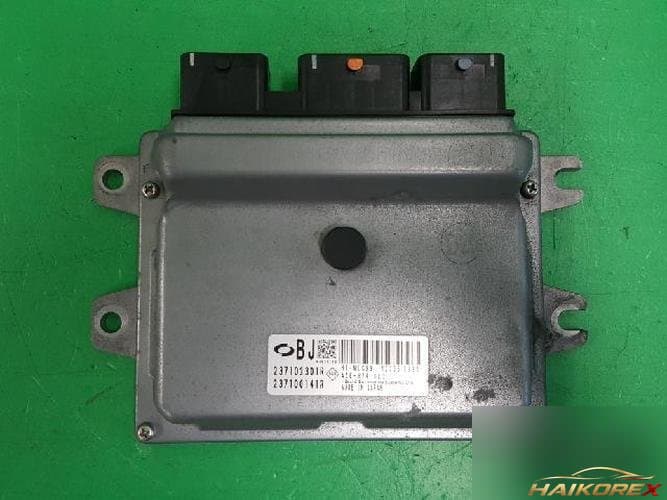 Renault SM5 2012 — блок управления двигателем ECU 237102301R