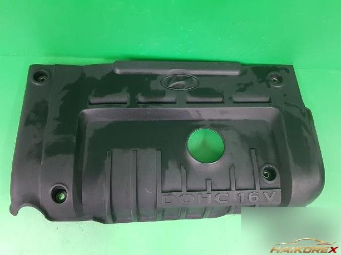 Hyundai Avante 2006 — крышка двигателя 29240 26702