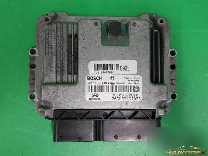 Hyundai Santa Fe 2007 — блок управления двигателем ECU 39100 27810