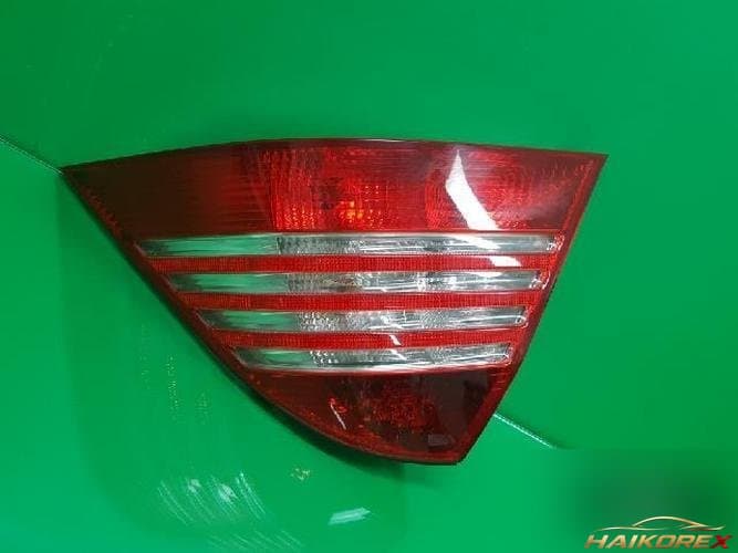 Mercedes-Benz S-Class 2008 — комбинированный фонарь задний правый