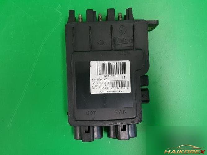 Renault SM7 2015 — модуль ETACS/BCM 243800014R