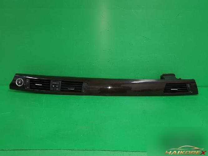 BMW 3 Series 2011 — панель приборов 7 132 851